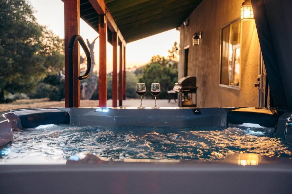 Country Cowboy Hot Tub Hideaway On 20 Acres Villa บอร์เรโก สปริงส์ ภายนอก รูปภาพ